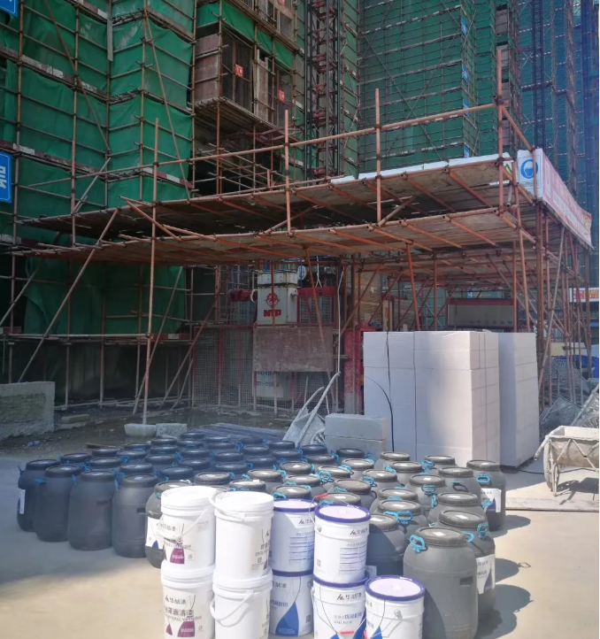 “霸王級(jí)”寒潮的到來(lái)，外墻仿石漆施工應(yīng)該怎樣做好保護(hù)措施？